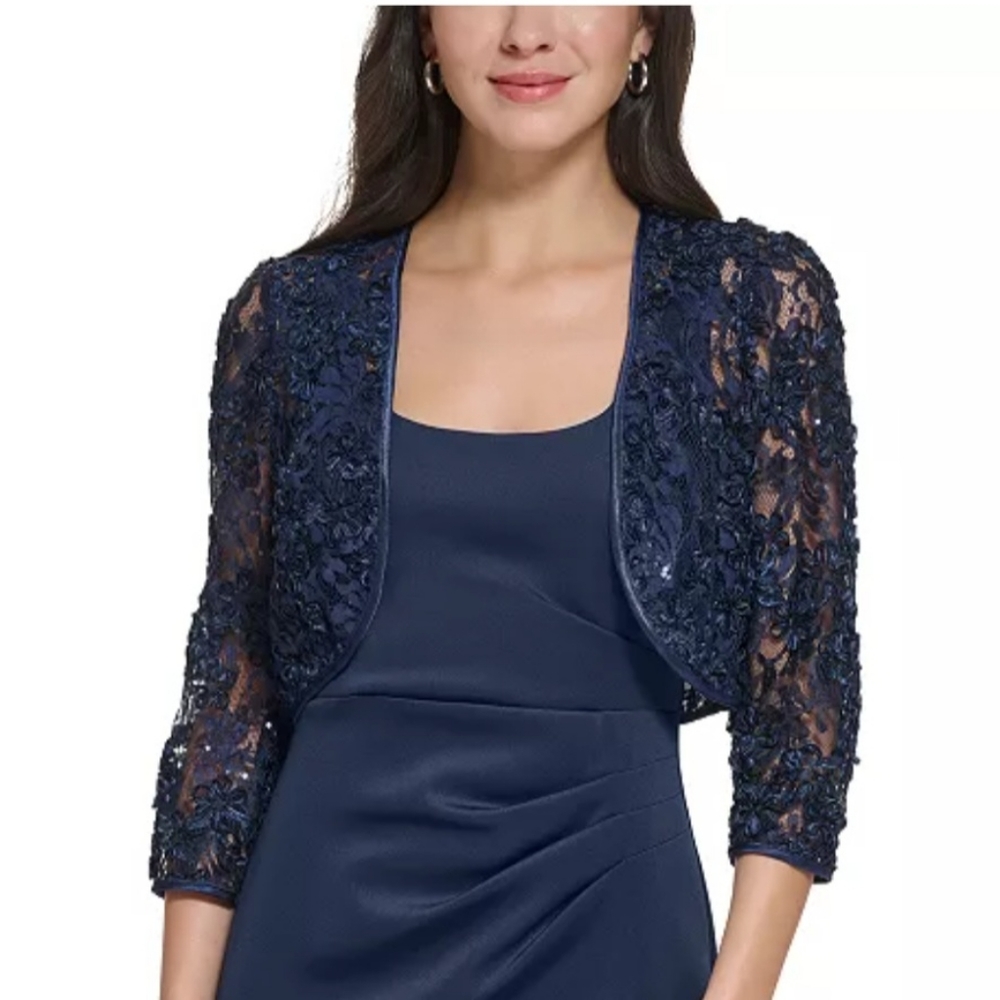 Women's clothing (800)